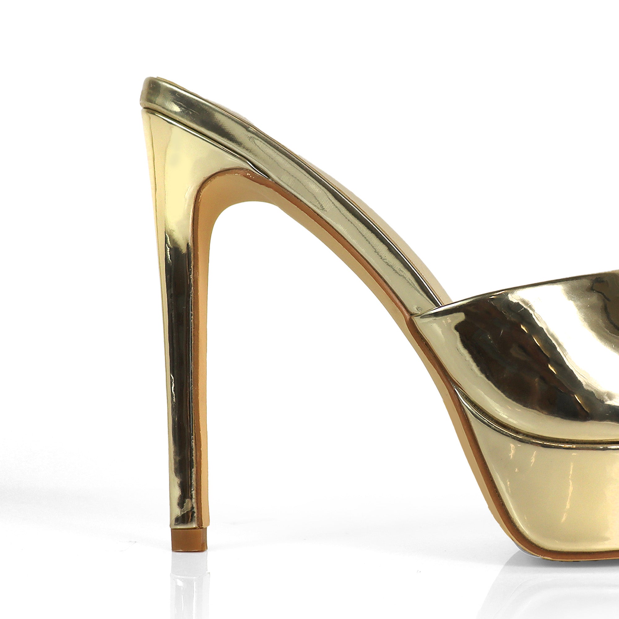 ADELINA-1  POINTED TOE PLATFORM MULE W HEEL GOLD