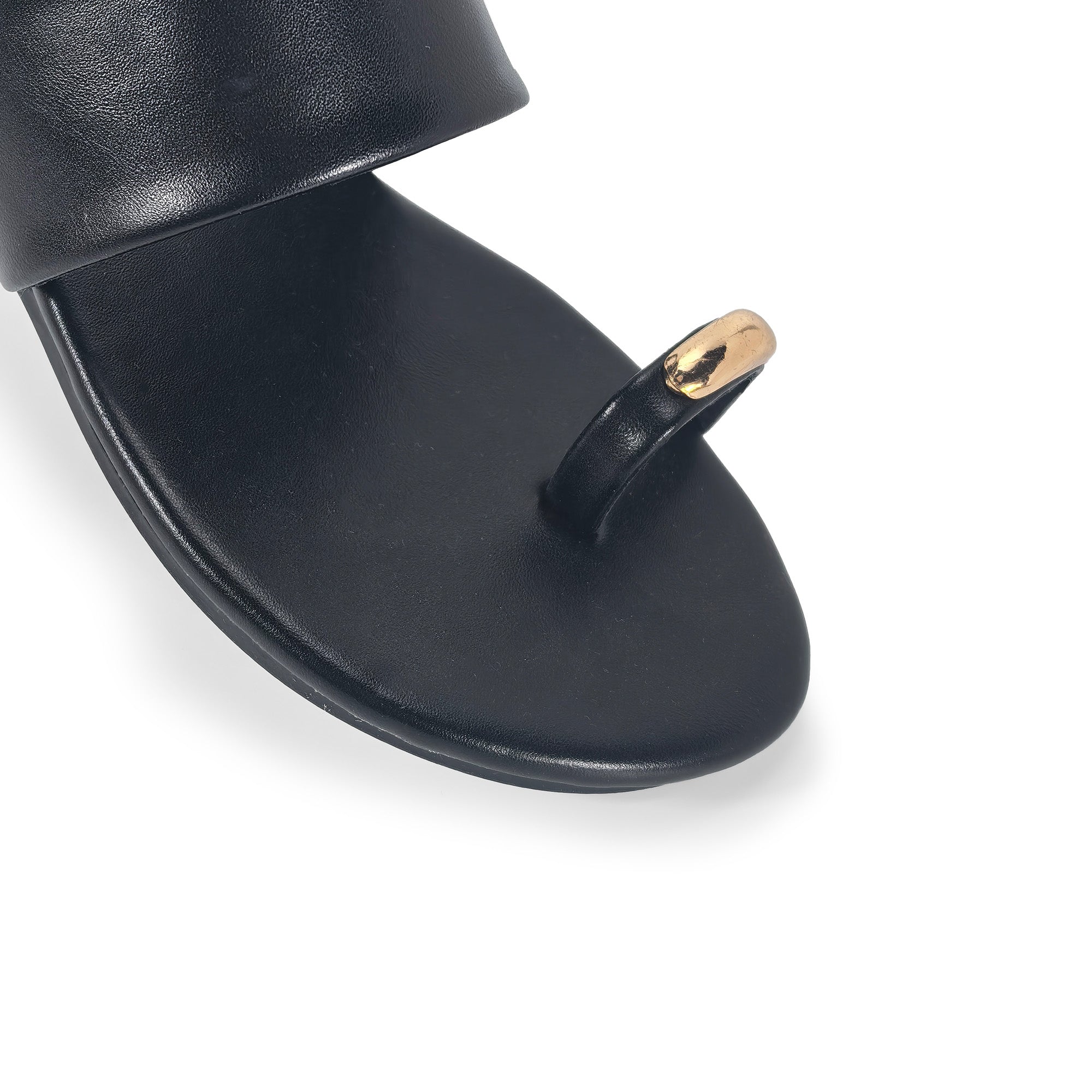 ALDITH-1 TOE RING SANDAL BLACK