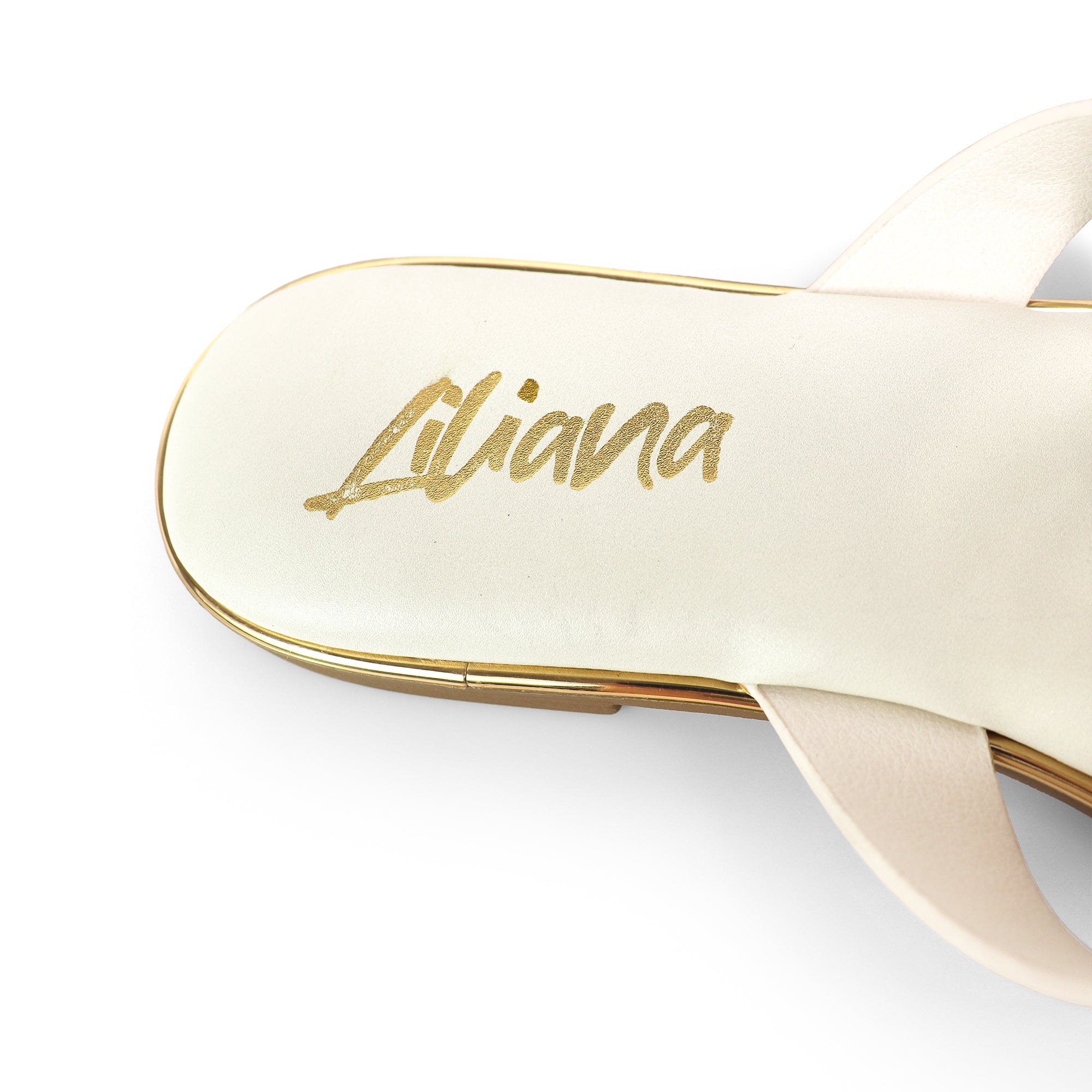 AMRIT-1 METALLIC GEOMEtRIC PENDANT THOUNG SLIDE SANDALS IVORY