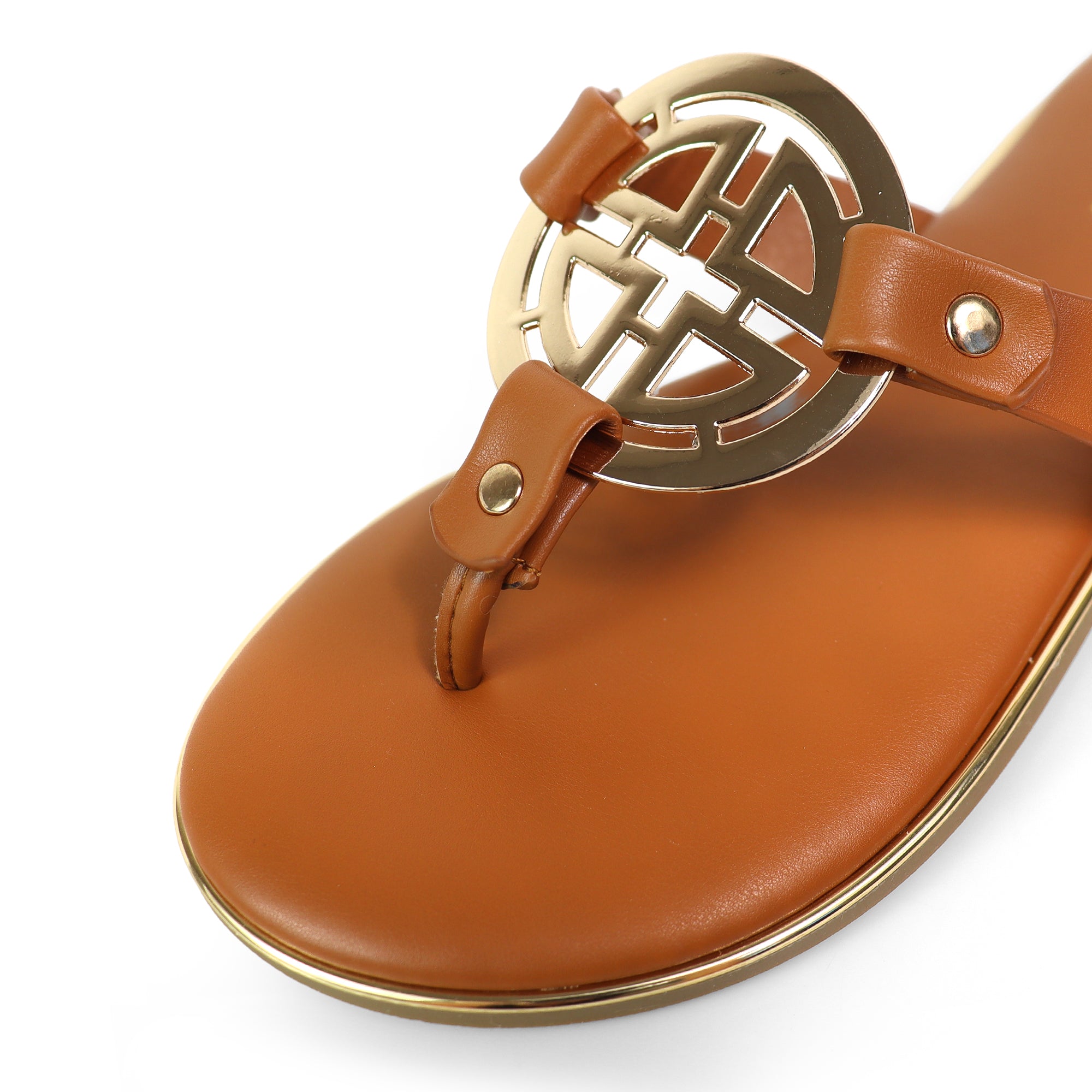AMRIT-1 METALLIC GEOMEtRIC PENDANT THOUNG SLIDE SANDALS TAN
