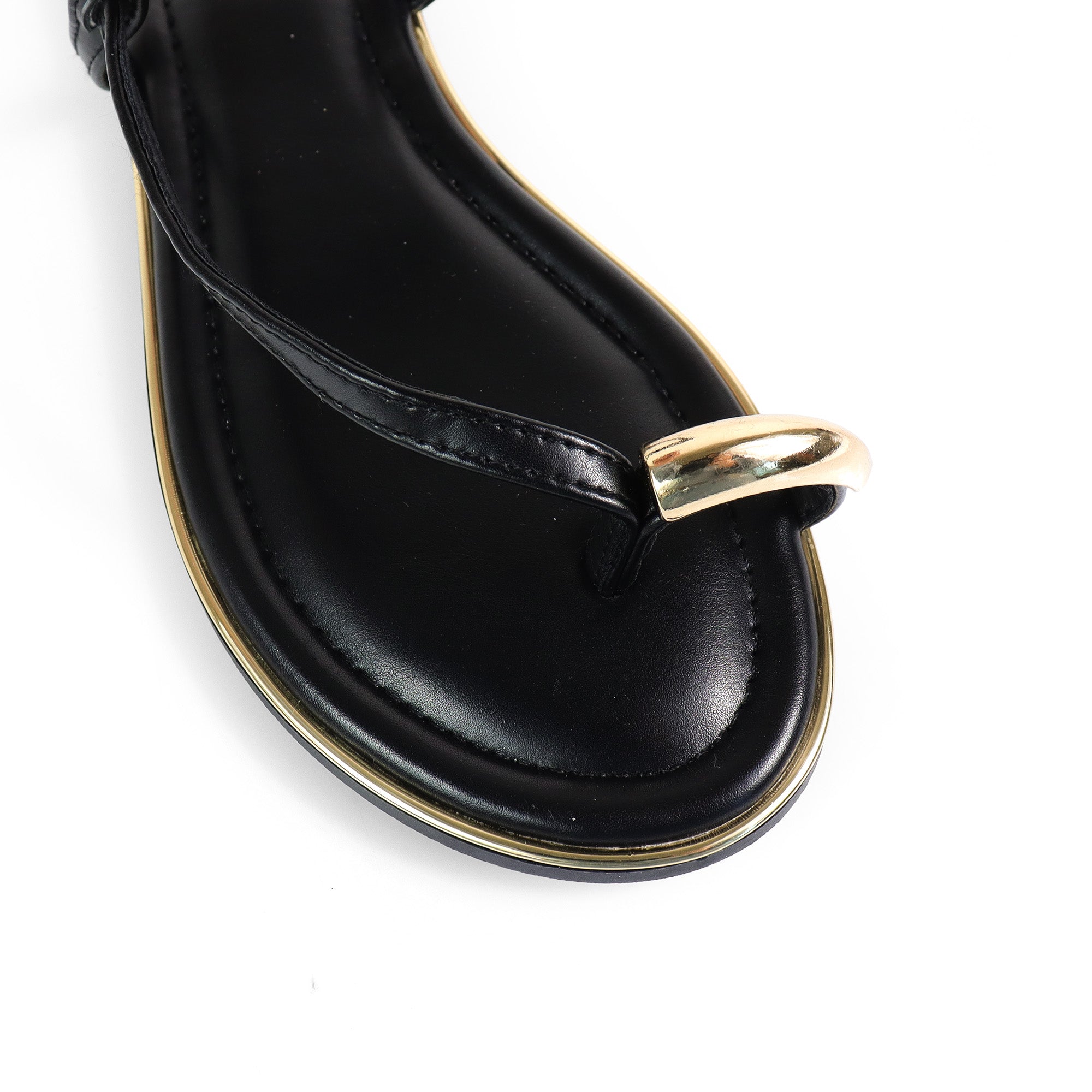 AMRIT-3 TOE LOOP SANDALS BLACK