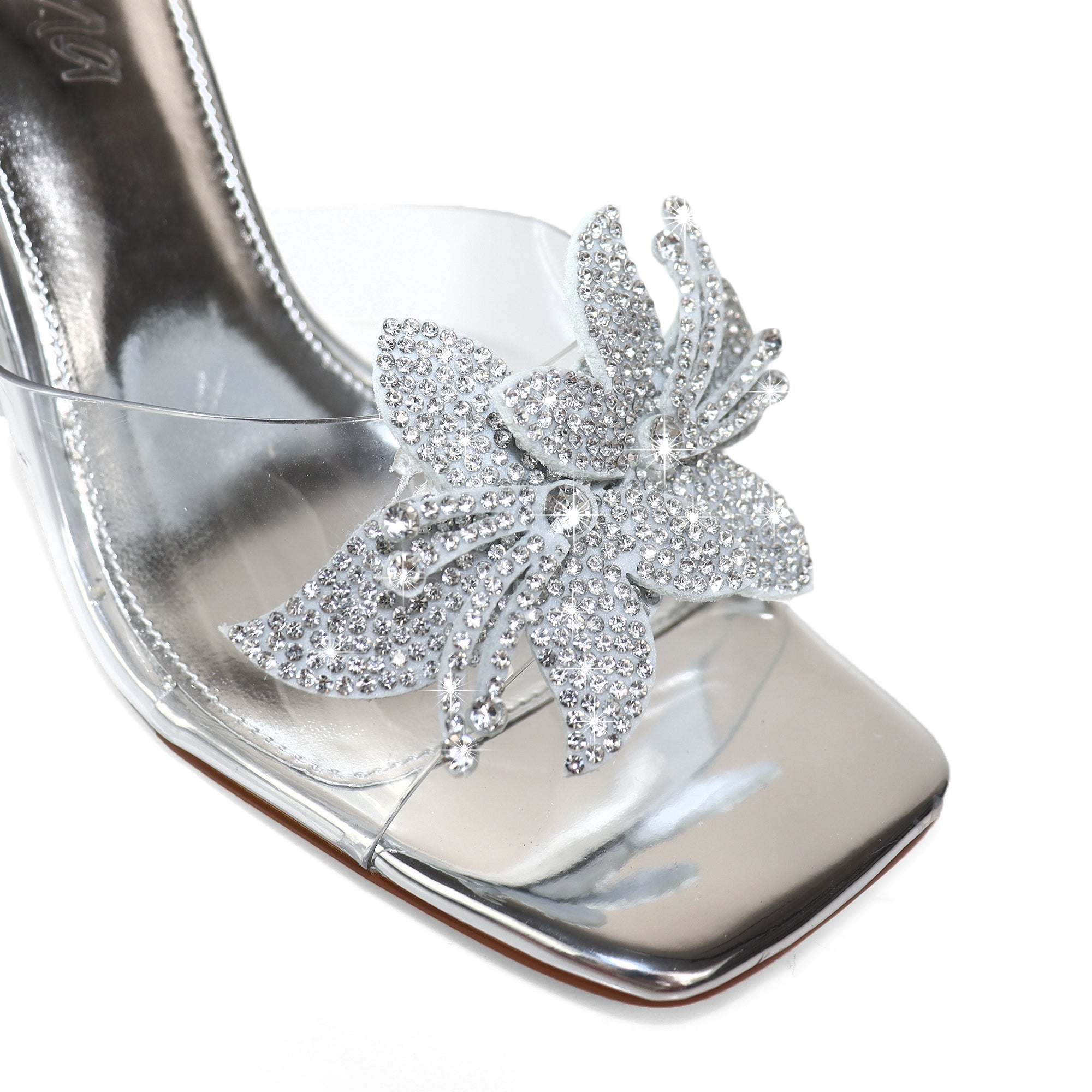 APRIL-1  RHINSTONE FLOWER W/ CRYSTAL SPOOL HEEL SILVER