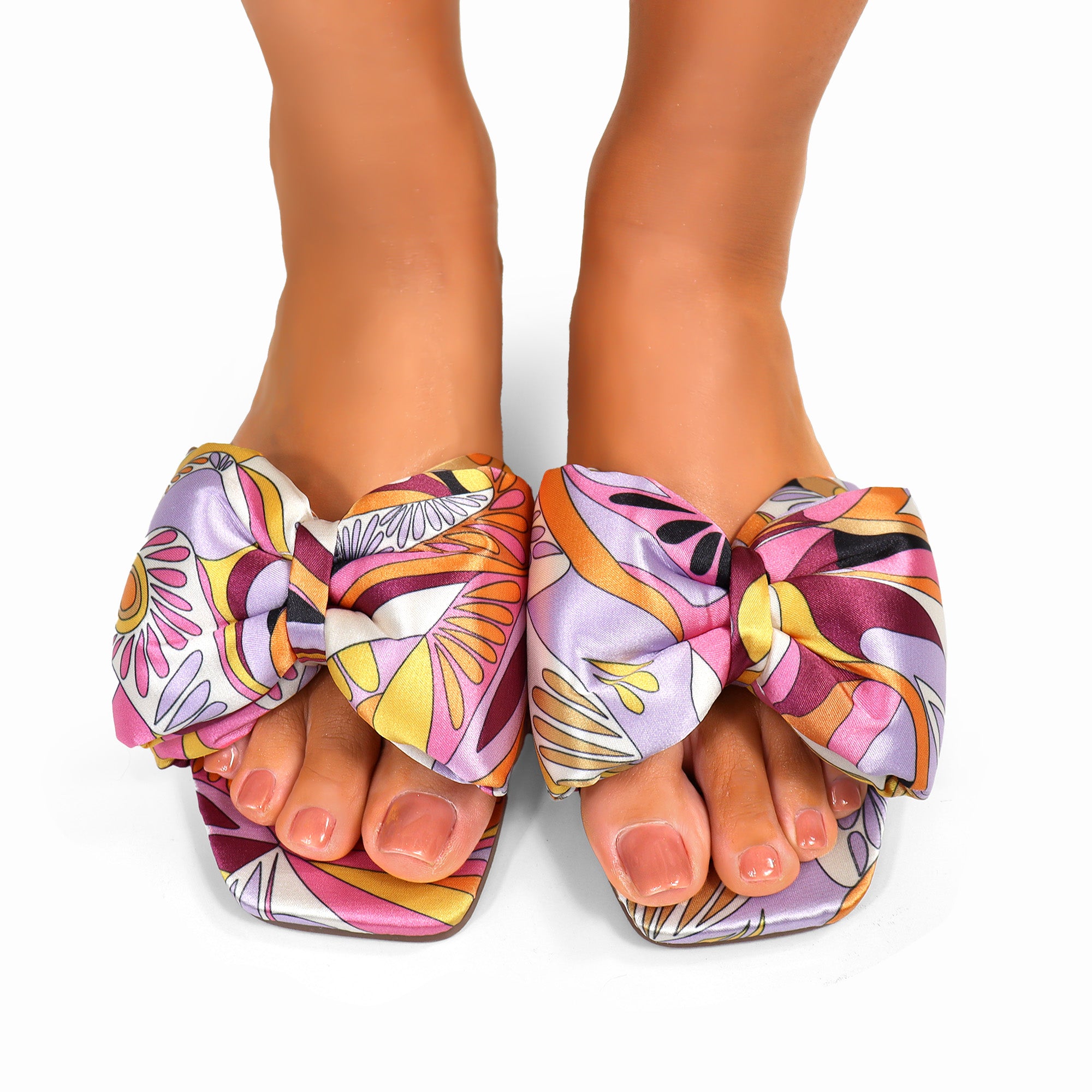BREEZY-6 OVERSIZED PADDED BOW SANDAL FUCHSIA