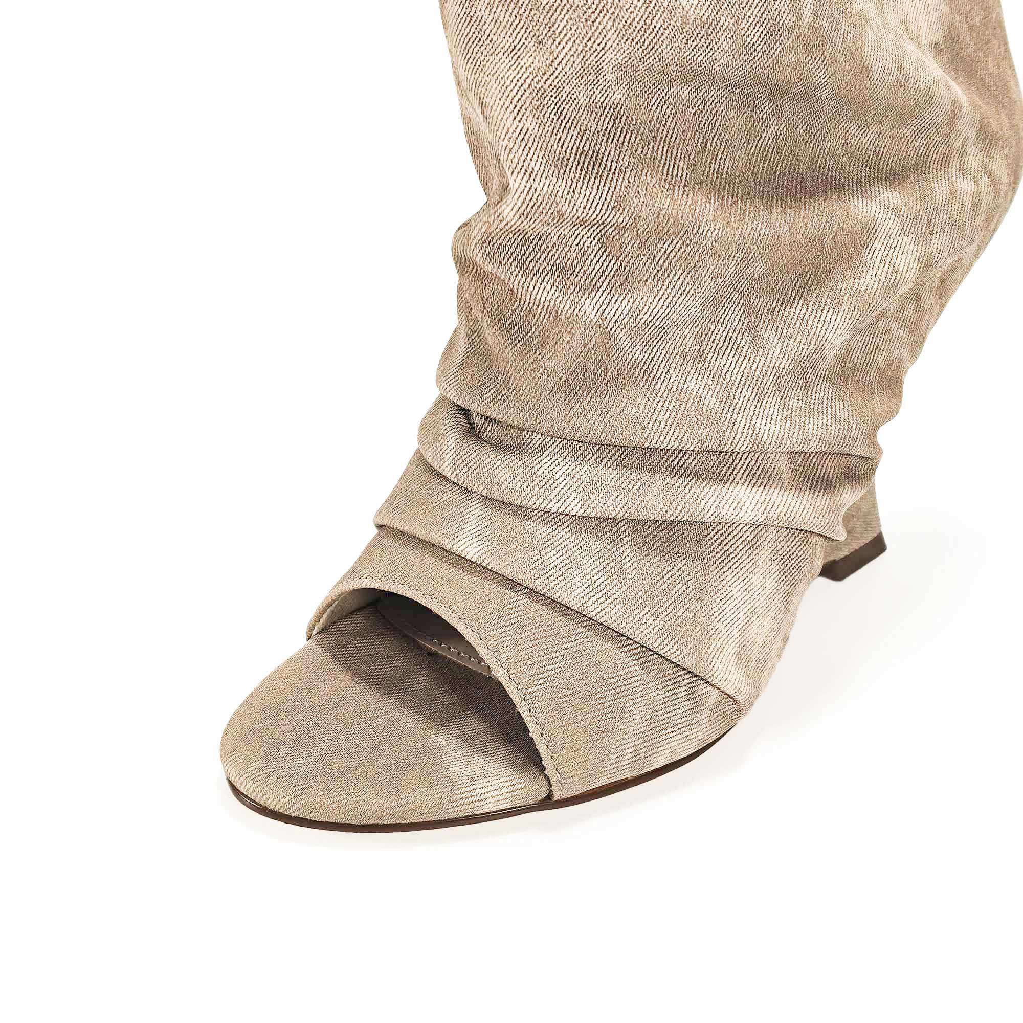 CASH-1 SLOUCH BOOT W WEDGE BEIGE