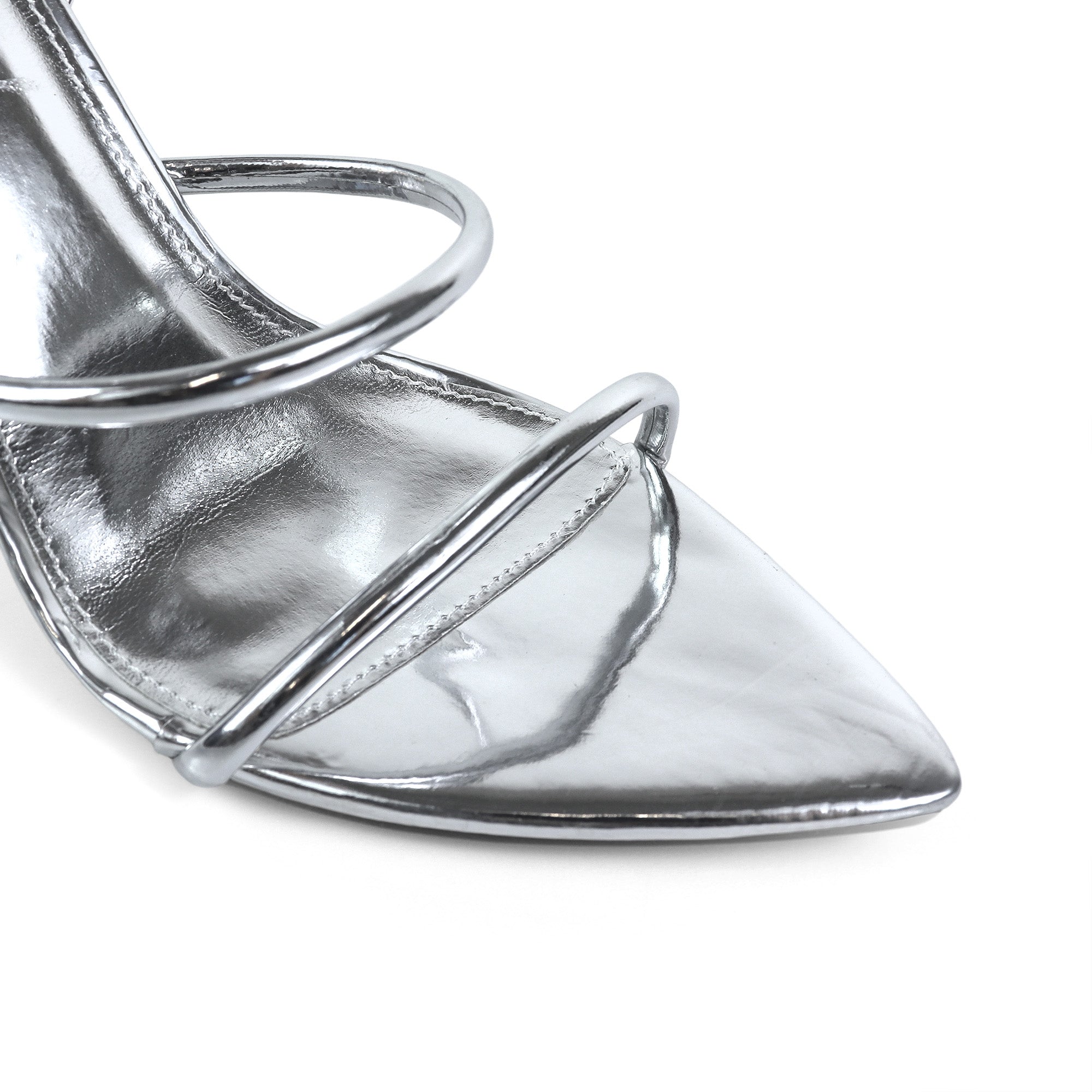 DIVA-4 POINTED TOE STRAP W/ STILETTOS HEEL SILVER