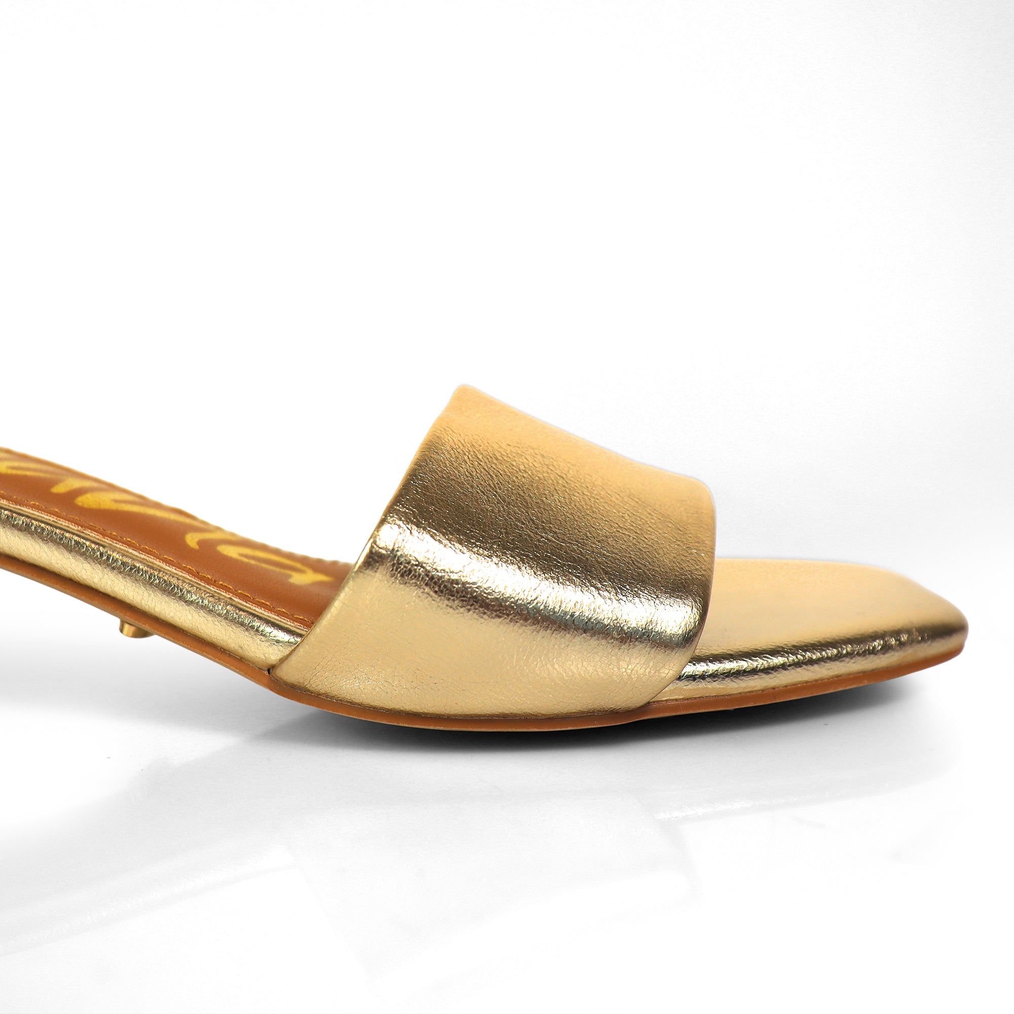 ELAINNY-1 TRANSPARENT CLEAR UPPER MULE W/ KITTEN HEEL GOLD