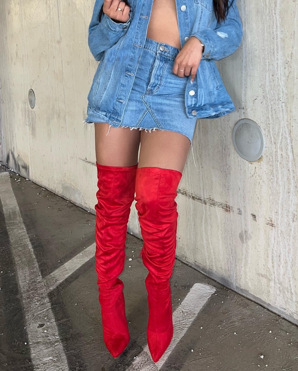 GISELE-7 STRETCHY KNEE-HIGH POINTY TOE BOOT - STARLIGHT