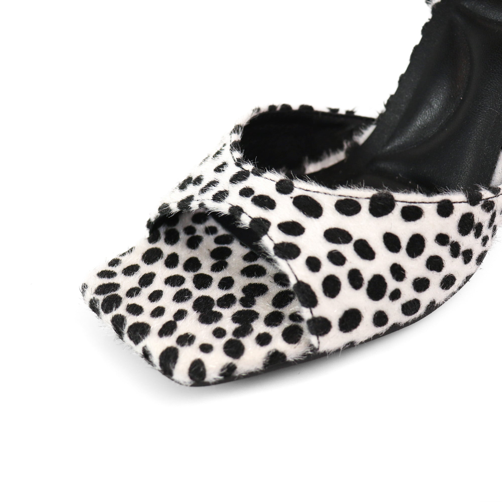 GLORIA-1 PONY FUR CHUNKY HEEL BLACK/WHITE