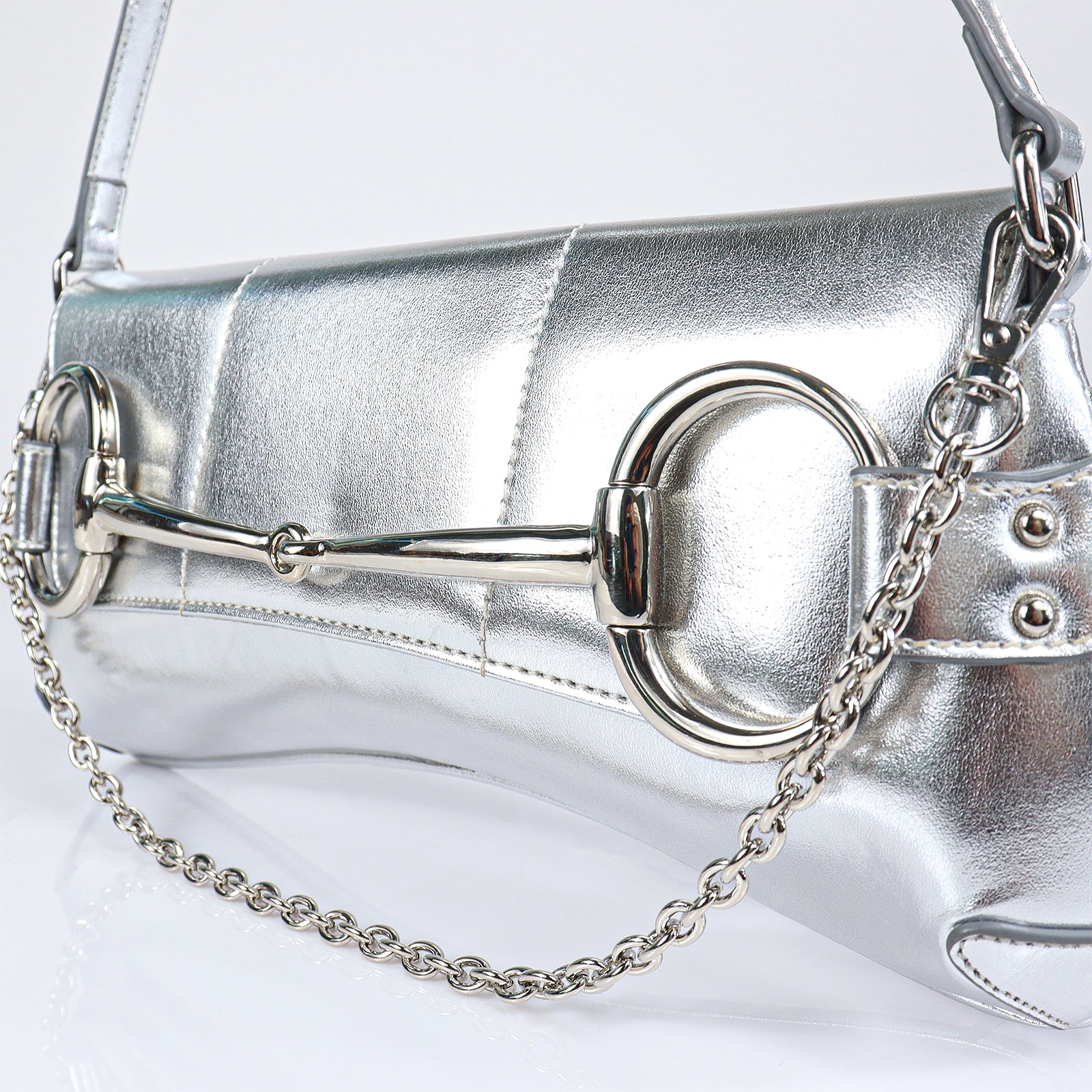 H-LOCK PADDED SHOULDER BAG - SILVER