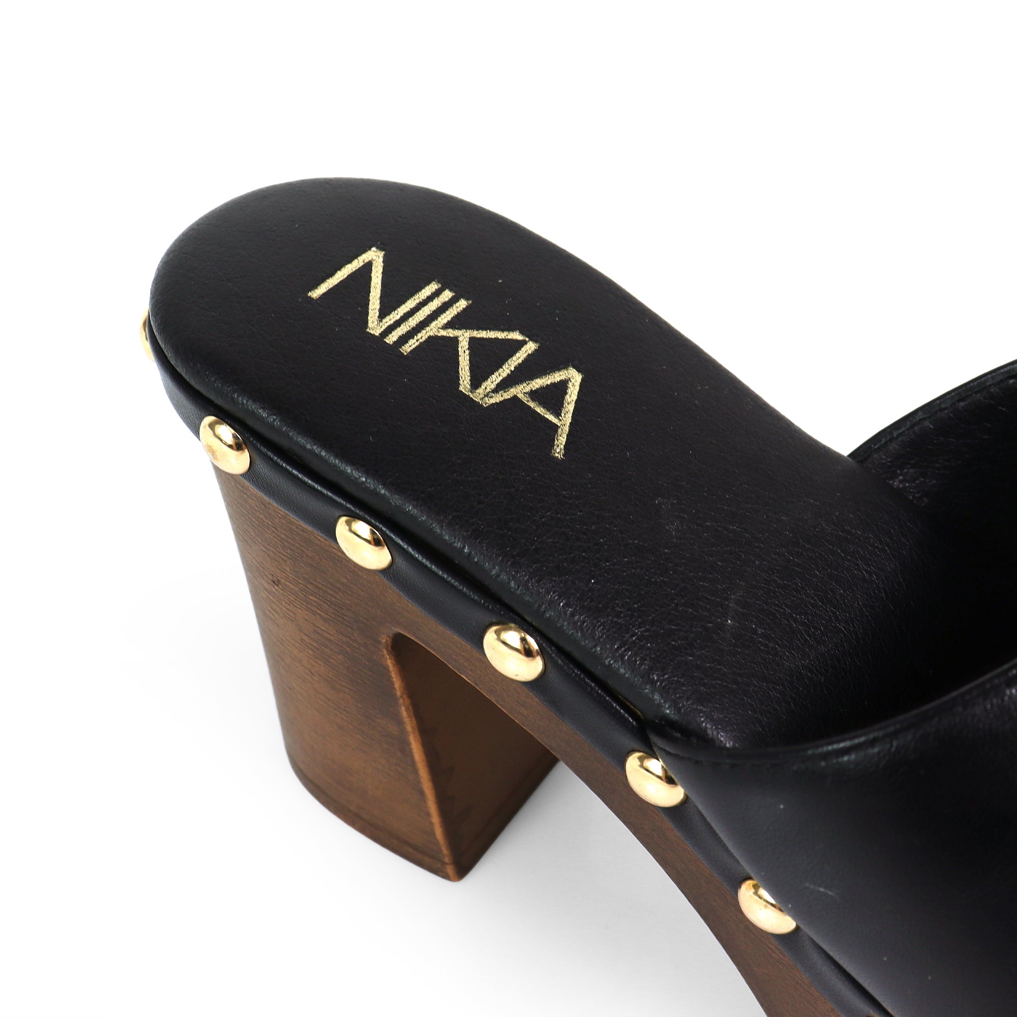 IBIZA-4 STUD PLATFORM W/CHUNKY HEEL BLACK