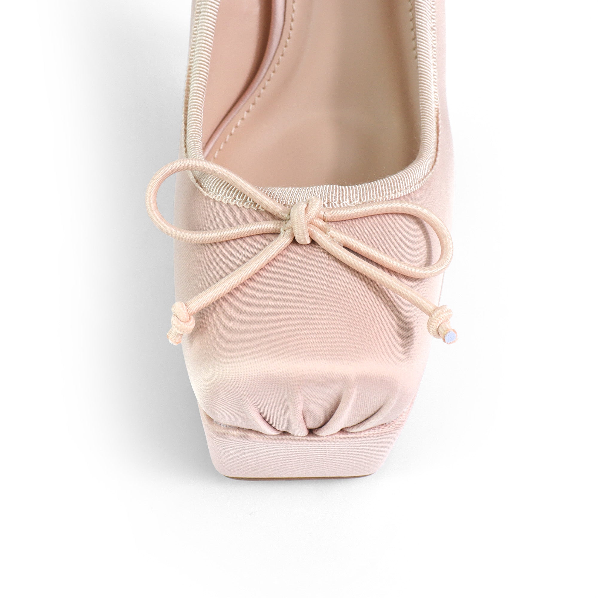 ITZY-1 BALLERINA TOE SATIN PLATFORM PUMP NUDE