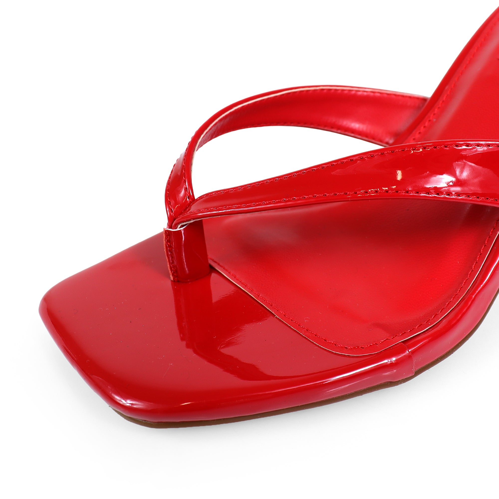 JIN-1 PATENT THONG KITTEN HEEL RED
