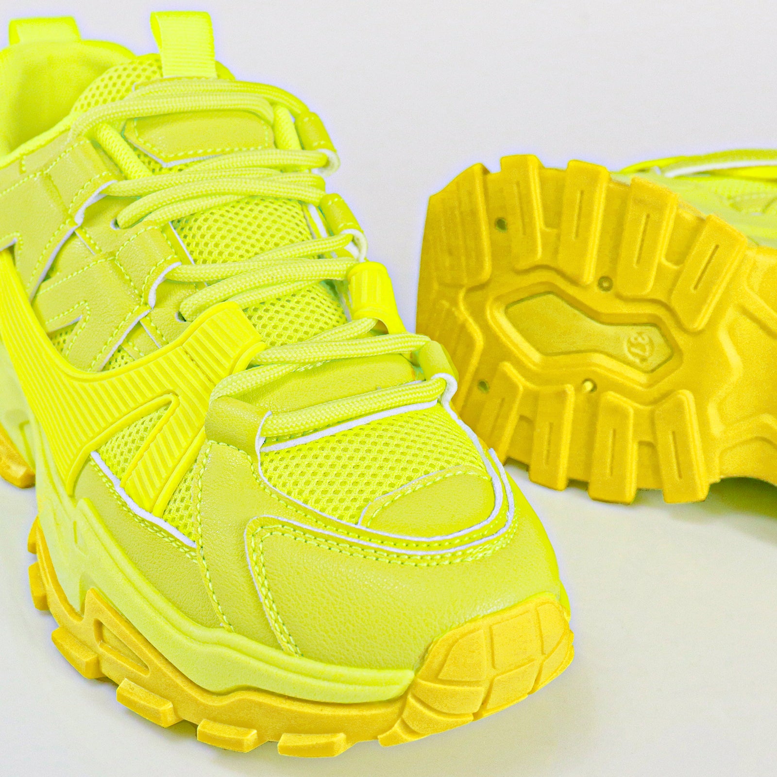 KEYS-1 SPORTY RETRO SNEAKER LIME