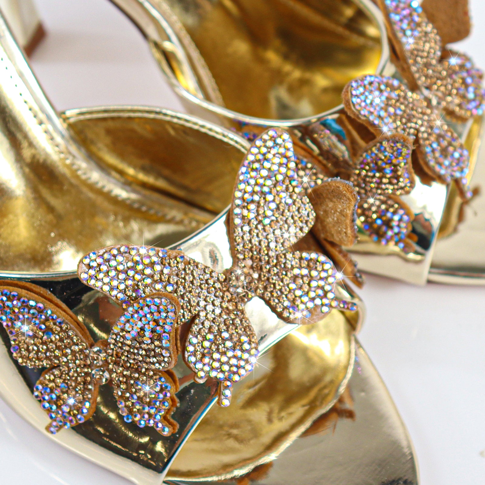 KIMANI-1 POINTED TOE 3D BUTTERFLY PATENT HEELED GOLD