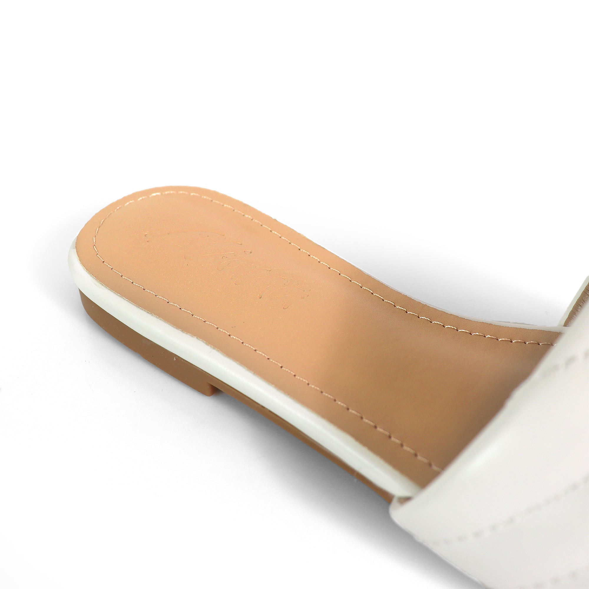 KYRA-5 QUILTED BUCKLED SLIDE WHIT
