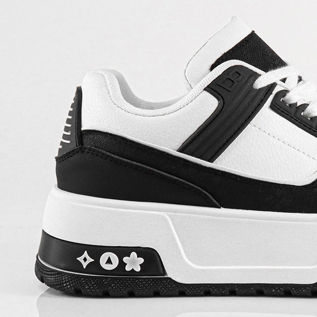 LANDA-2 CLASSIC WHITE SNEAKER PRINTED PATTERN W/ THICK PLATFORM BLACK