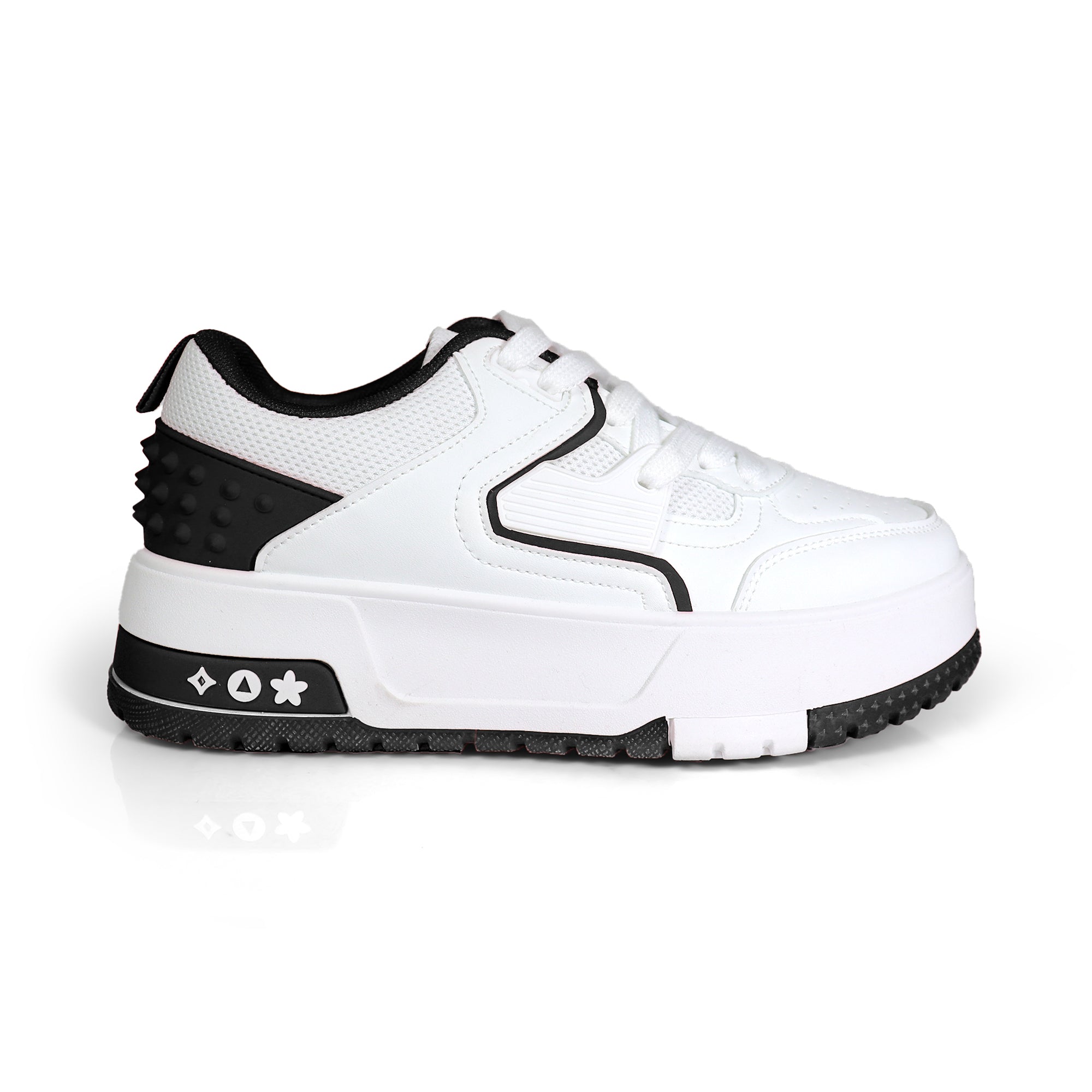 LANDA-3 CLASSIC WHITE SNEAKER SPIKE DETAIL W/ THICK PLATFORM WHITE/BLACK