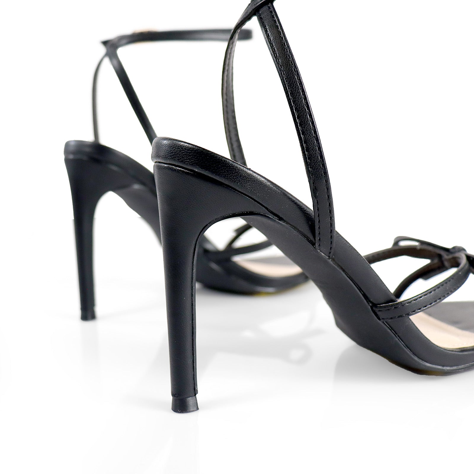 LAUCIA-30 POINTED TOE KNOT W/ STILETTO HEEL BLACK