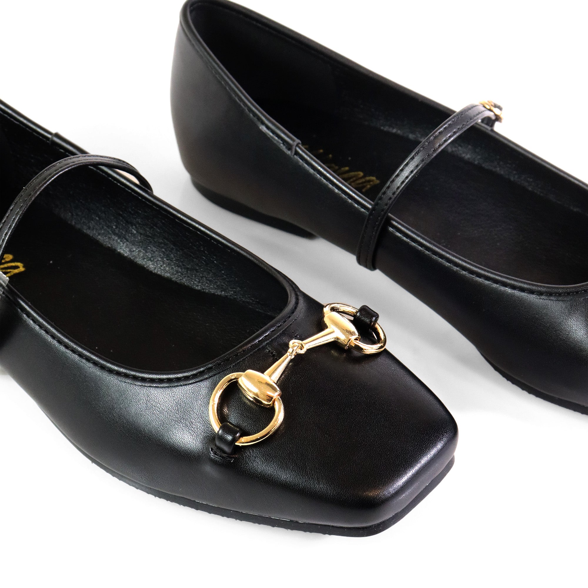 LAVENE-1 HORSEBIT BALLET FLAT BLACK