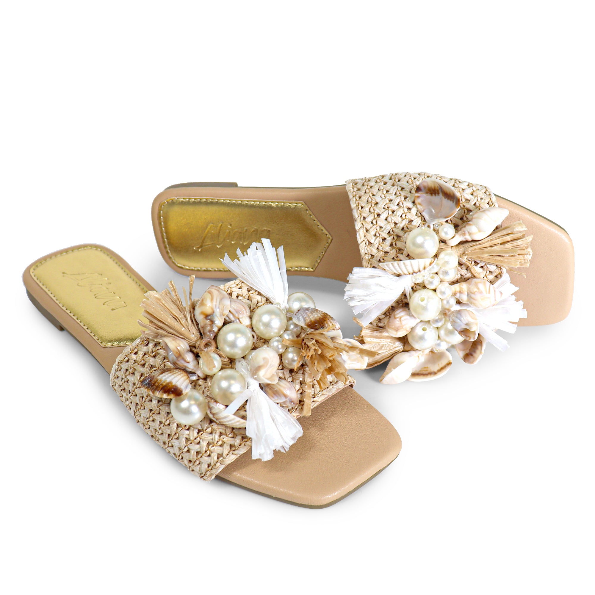LEXI BEACHY RAFFIA SEA SHELL PEARL W/FLAT SANDAL NATURAL