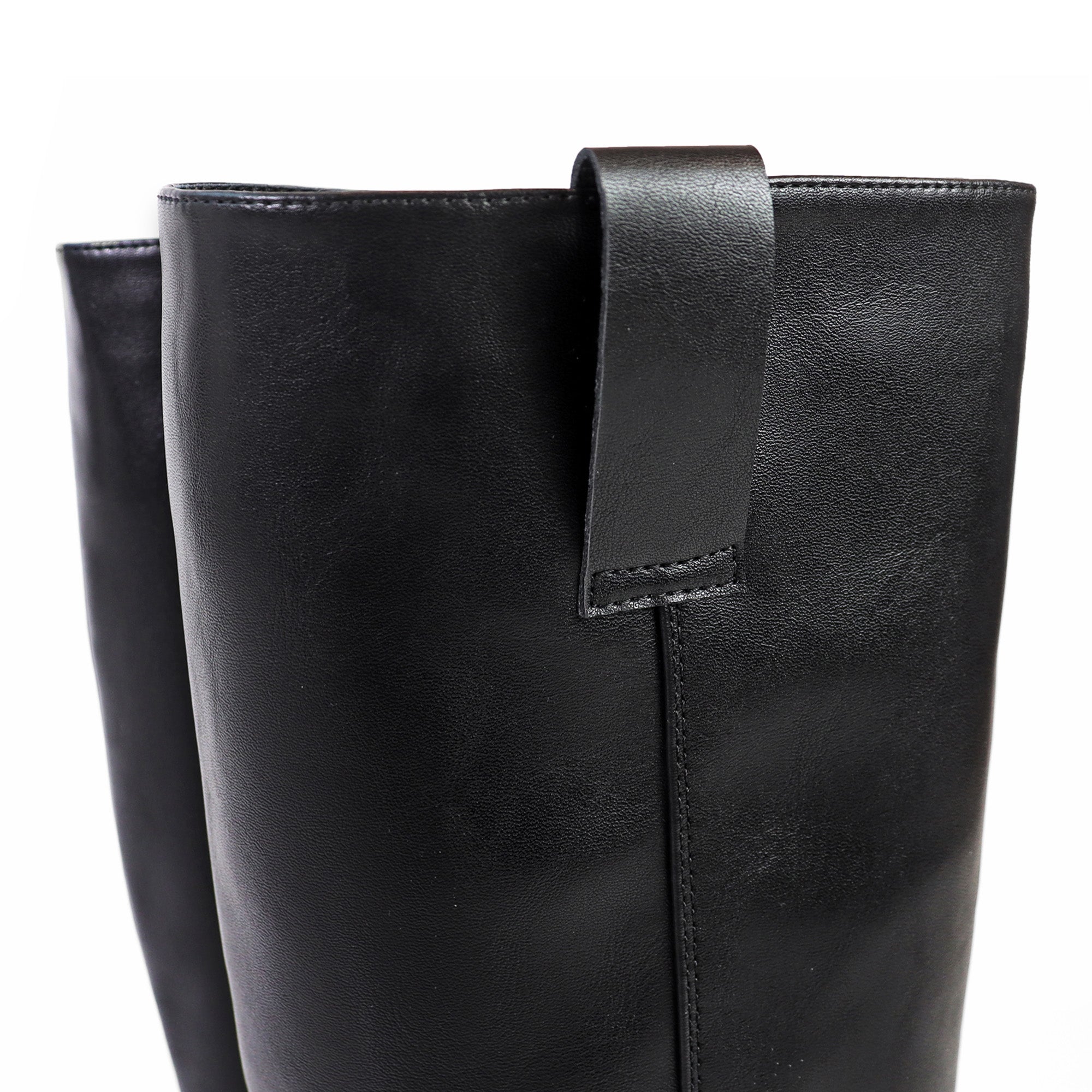 LINDSEY-1 CALF BOOT W/ LUG SOLE BLACK