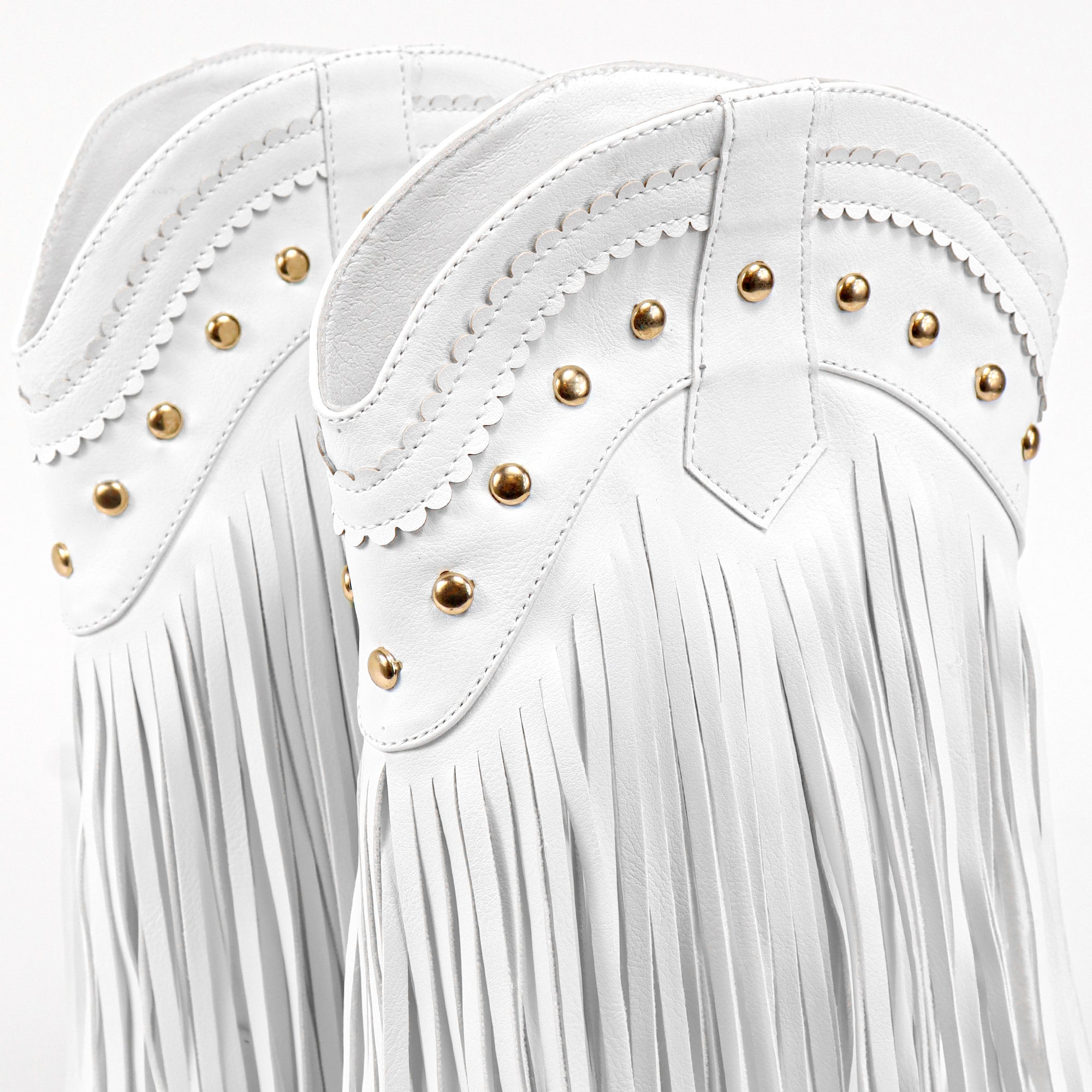 LIZZY-15 STUD FRINGE WESTERN BOOTIE WHITE