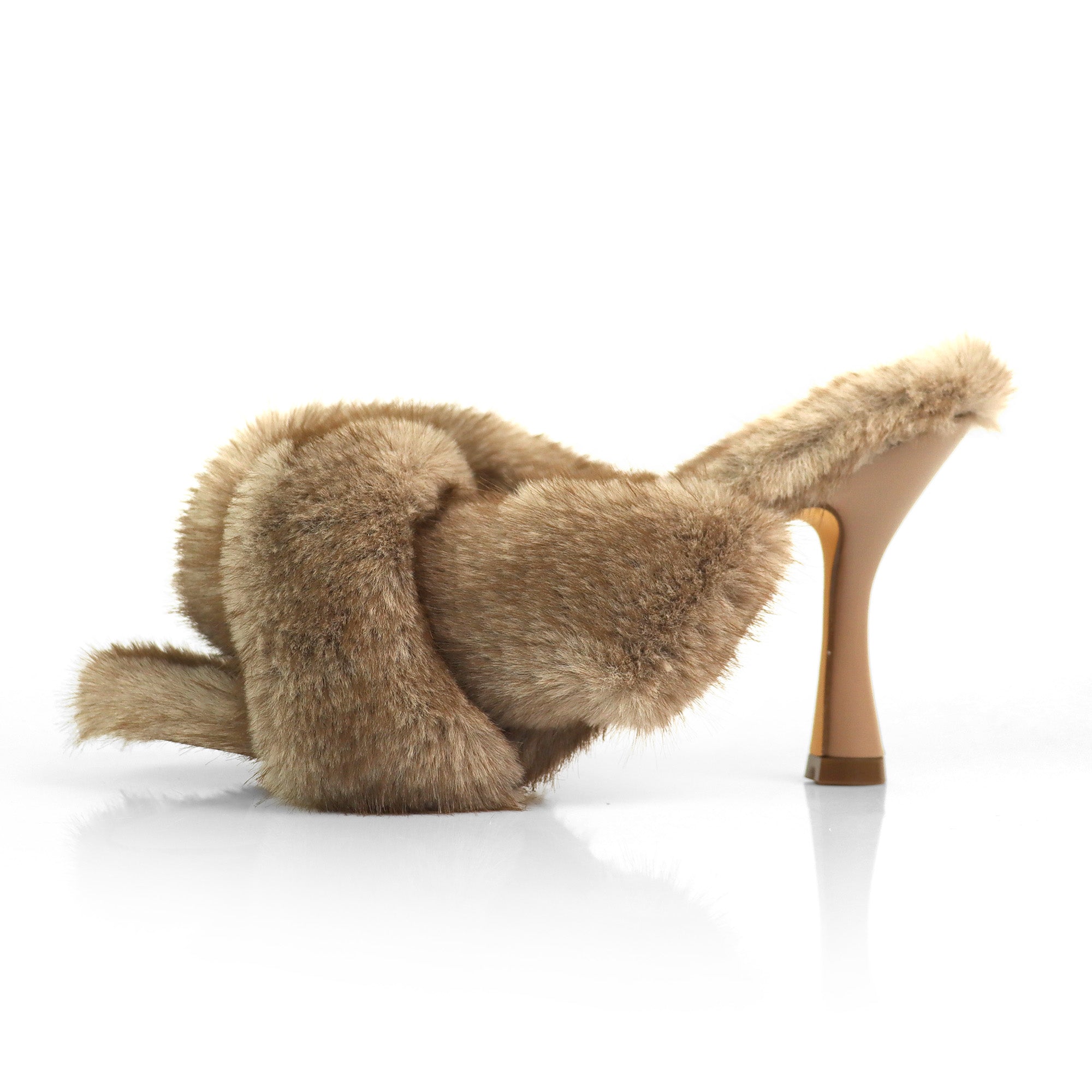 LUX-1 CROSS FLUFFY W/HEEL TAUPE