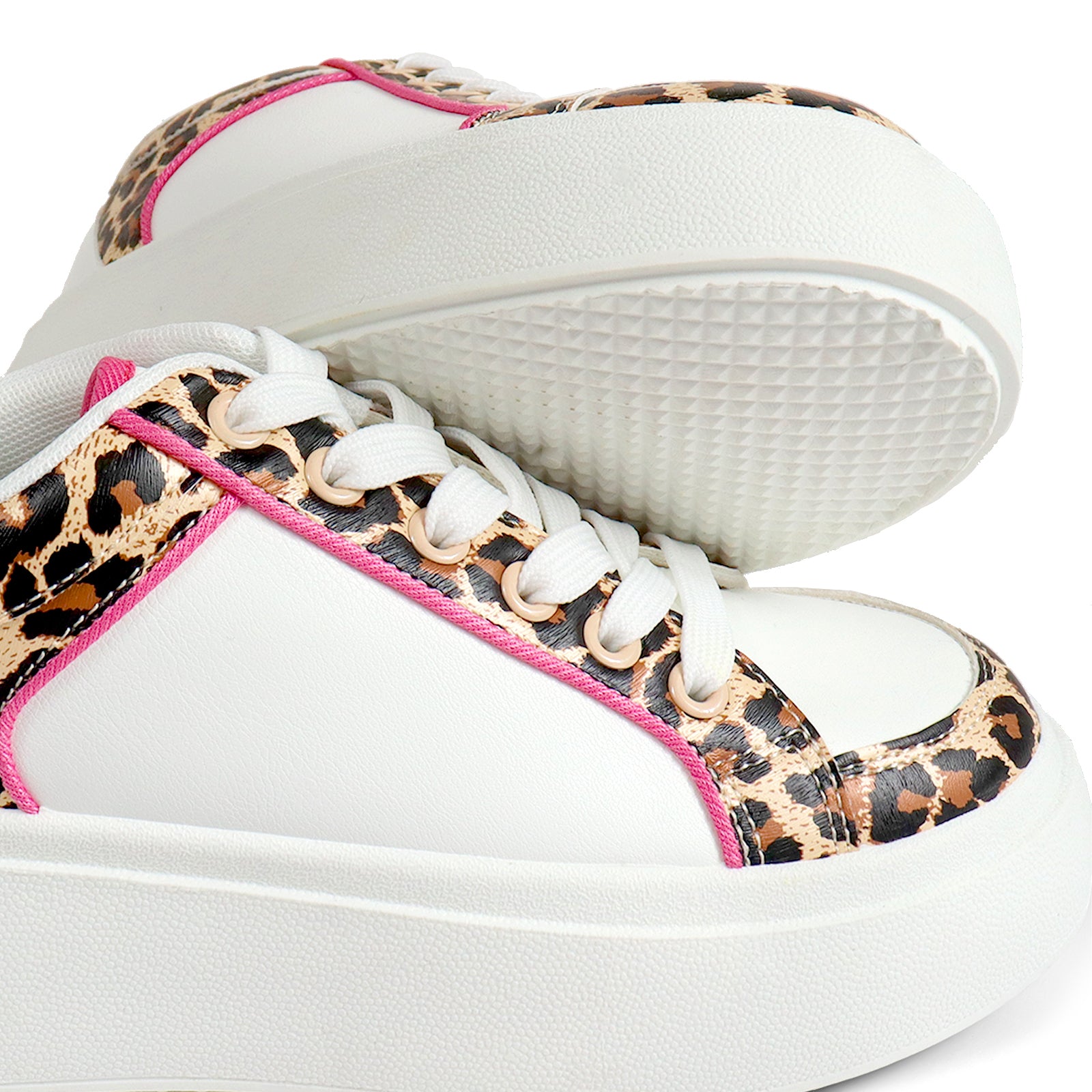 MIRAGE-2 THICK SOLE RETRO MATEL EFFECT SNEAKER LEOPARD
