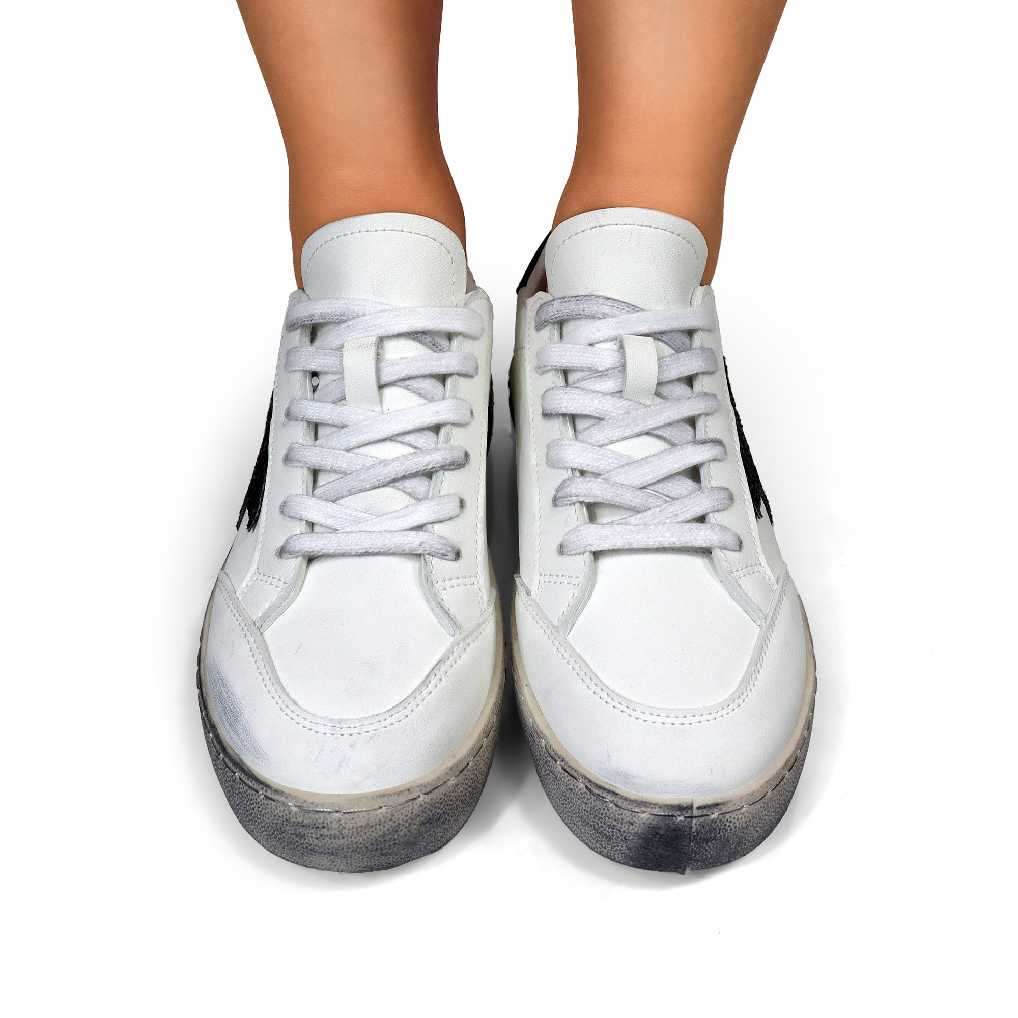 MONDAY-3  BURNISH EFFECT PATCHED SNEAKER WHITE/BLACK