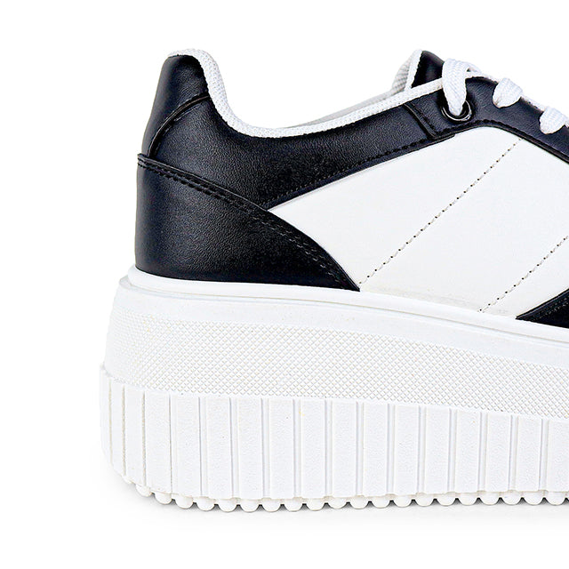 MOORE-1 THICK PLATFORM LACE-UP SNEAKERS BLACK