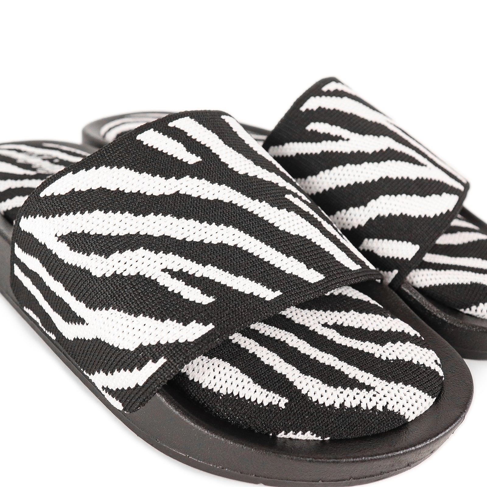NAKO-1 LEOPARD TOWEL SLIPPERS-BLACK