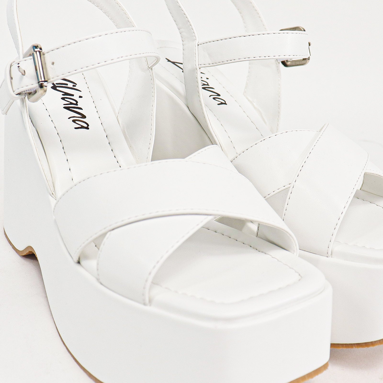 NICO-1 CROSS BAND ANKLE BUCKLE W/PLATFORM WEDGE WHITE