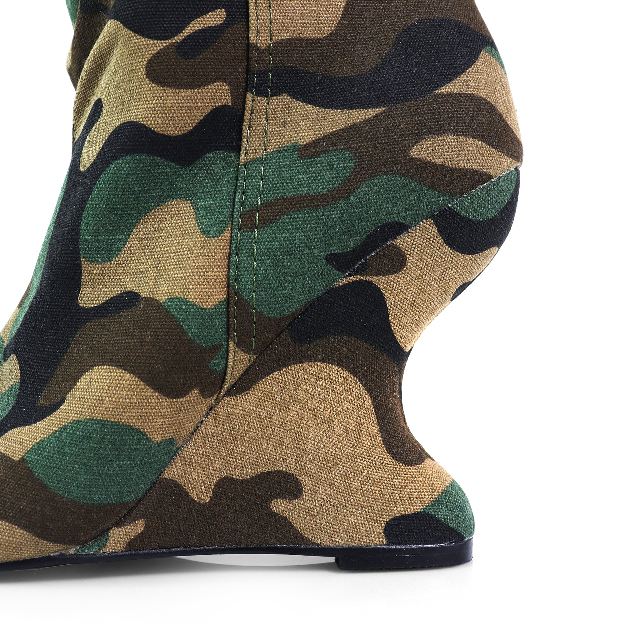 PACO-1 POINTED TOE WEDGE BOOTS CAMOUFLAGE