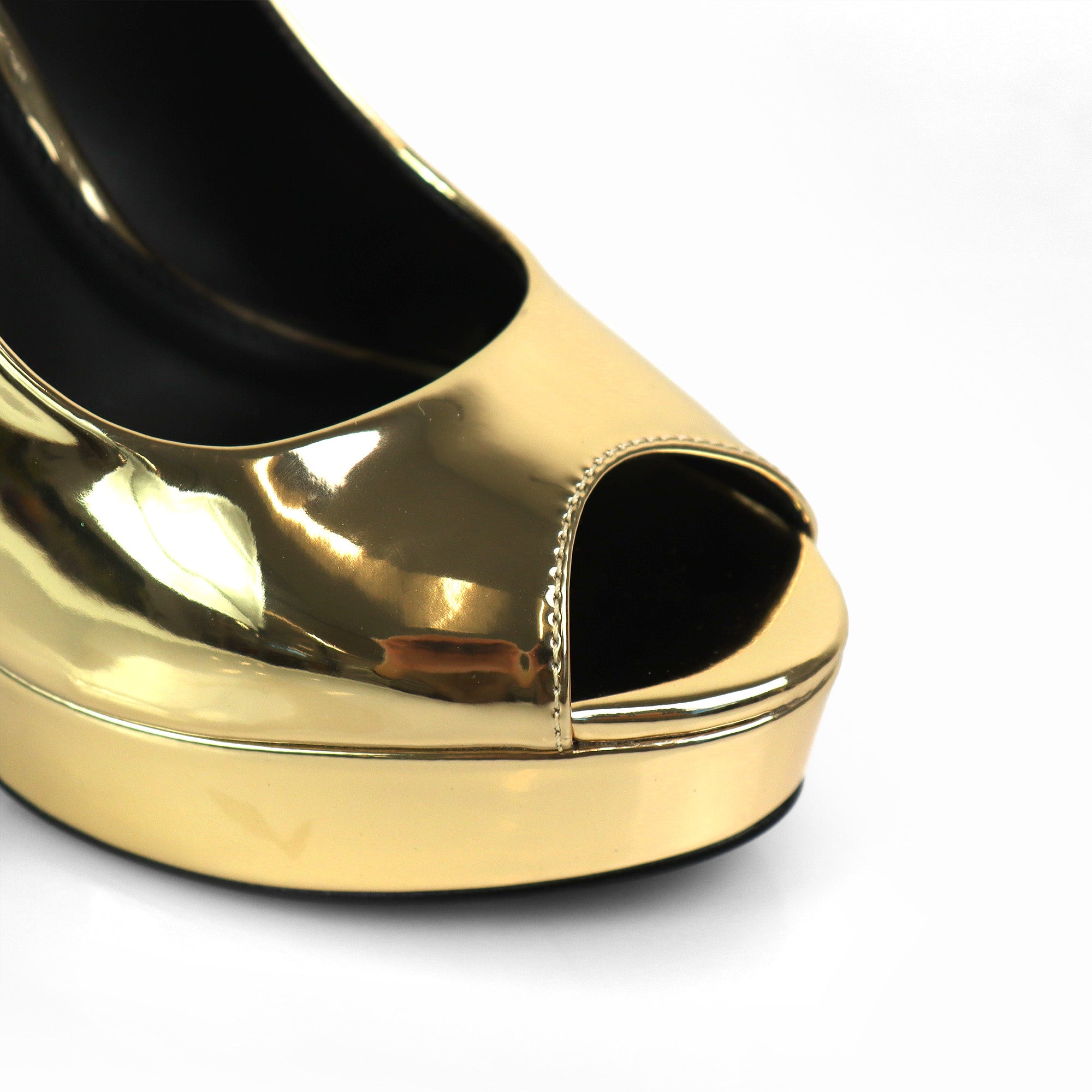 REMY-7 PEEP TOE PANTENT PUMP W/ HEEL GOLD