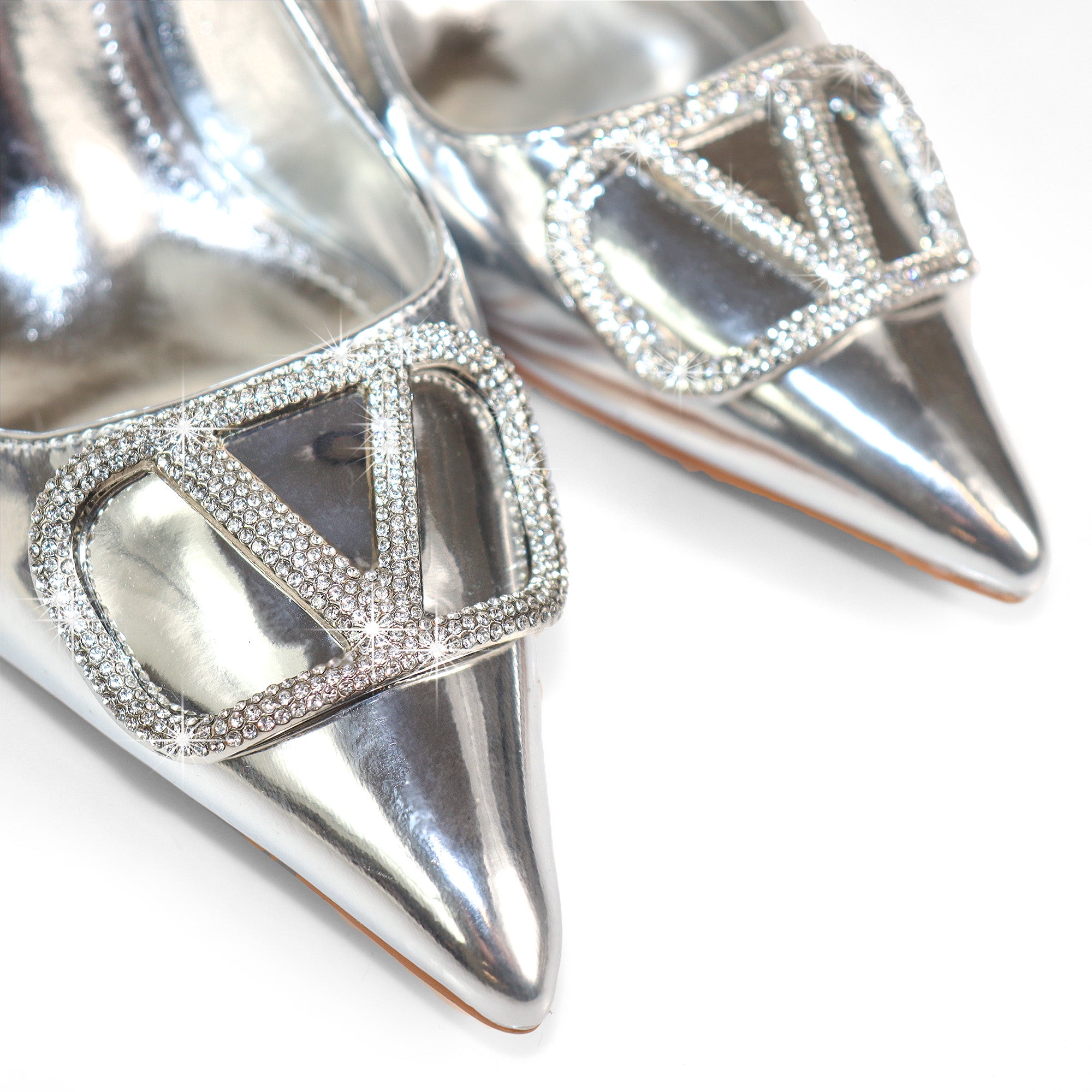 SAKINA-1 POINTED TOE RHINESTONE BUCKLE W/SLINGBACK PUMP SILVER