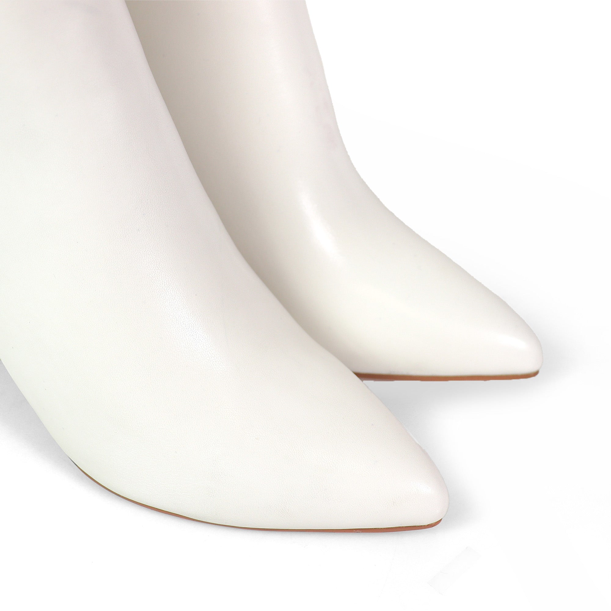 SIERRA-1 POINTED TOE ANKLE BOOT W/ TRAPEZOID HEEL WHITE