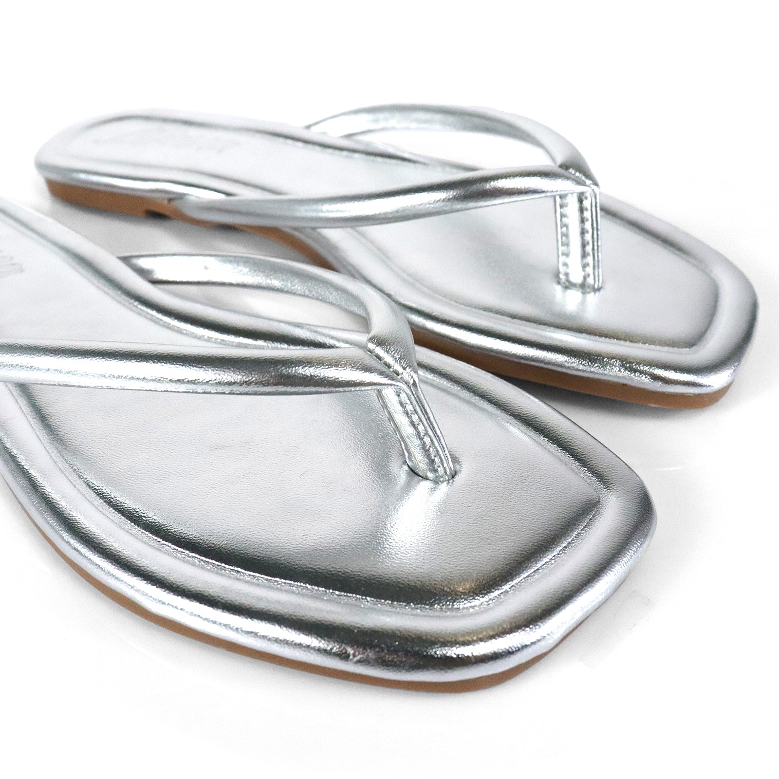 TALLULAH-1 THONG SLIDE SILVER