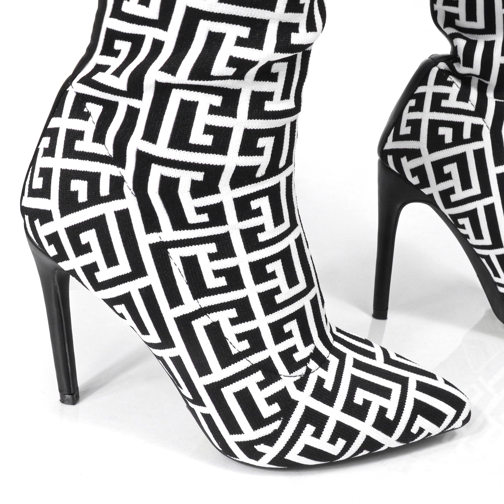 THALIA-1 MONOGRAM-KNIT OVERKNEE BOOT W/HEEL Black/White