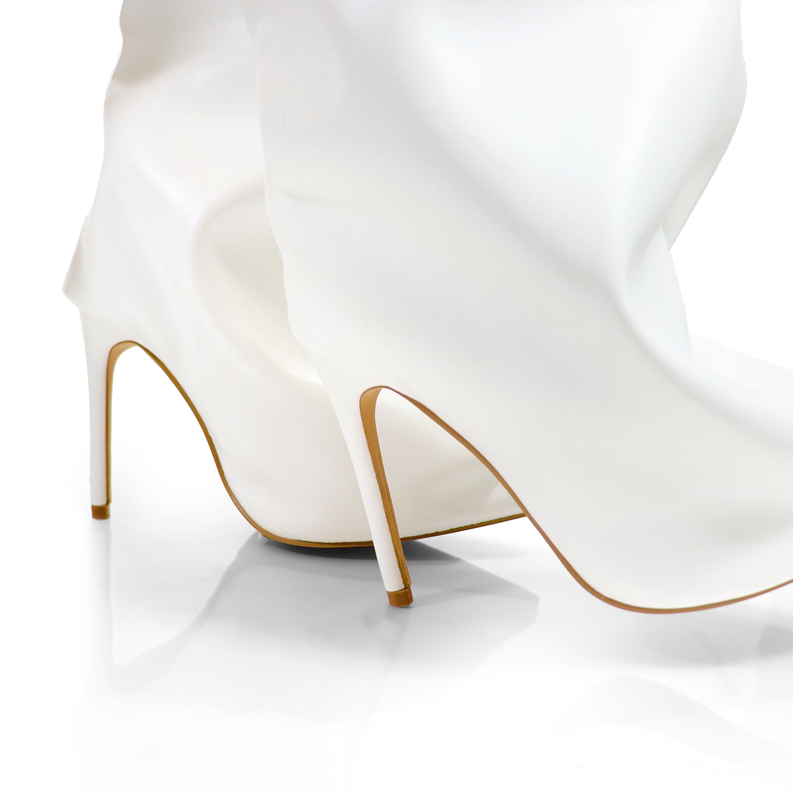 WANKA-1 POINTED TOE KNEE HIGH SLASH FLARE BOOTS W/ STILETTO HEEL WHITE