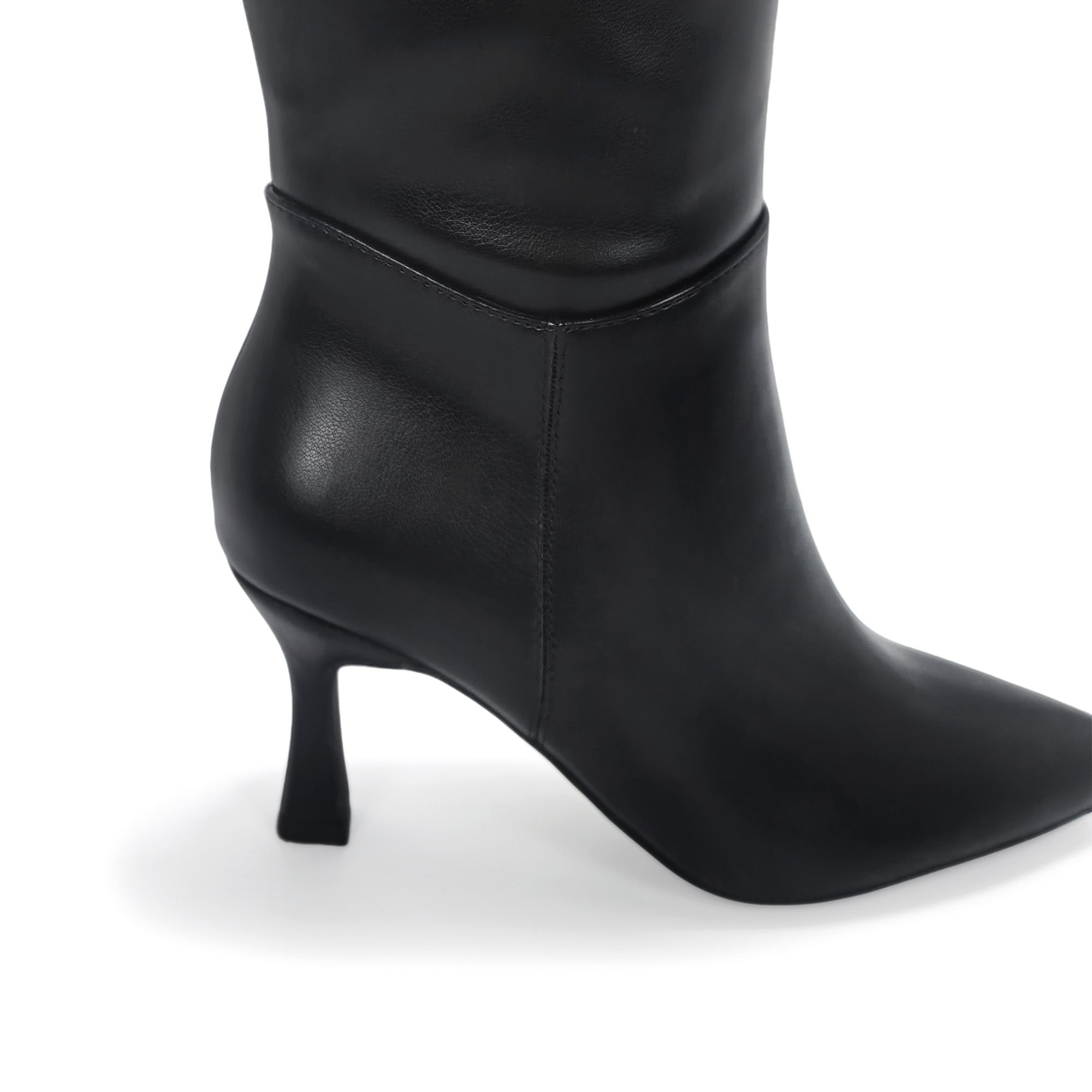 WATCHING-1 KNEE HIGH BOOTS W/ HEEL BLACK PU
