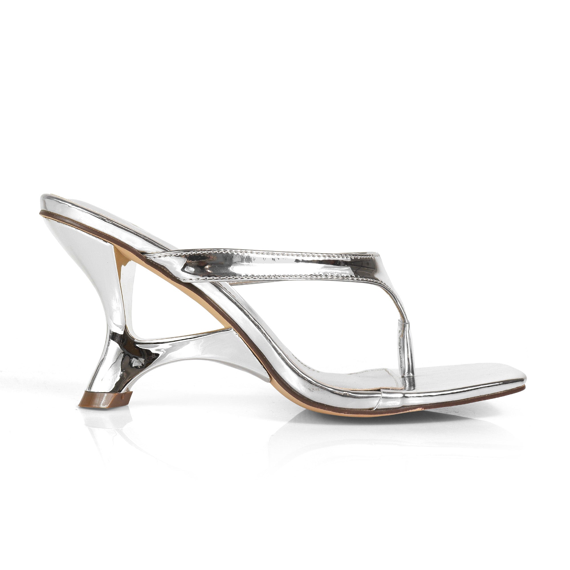 ZARRA-1 THONG W/ SPECIAL HEEL SILVER